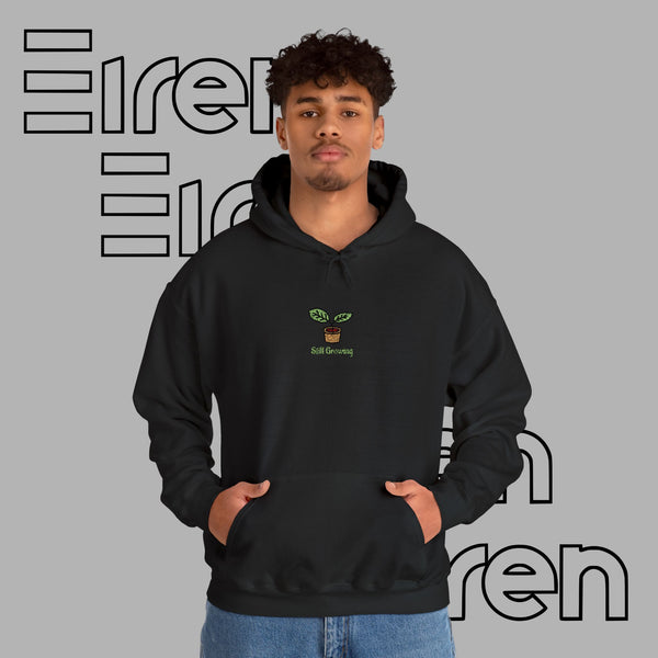 Still Growing — Hoodie brodé