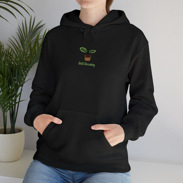 Still Growing — Hoodie brodé